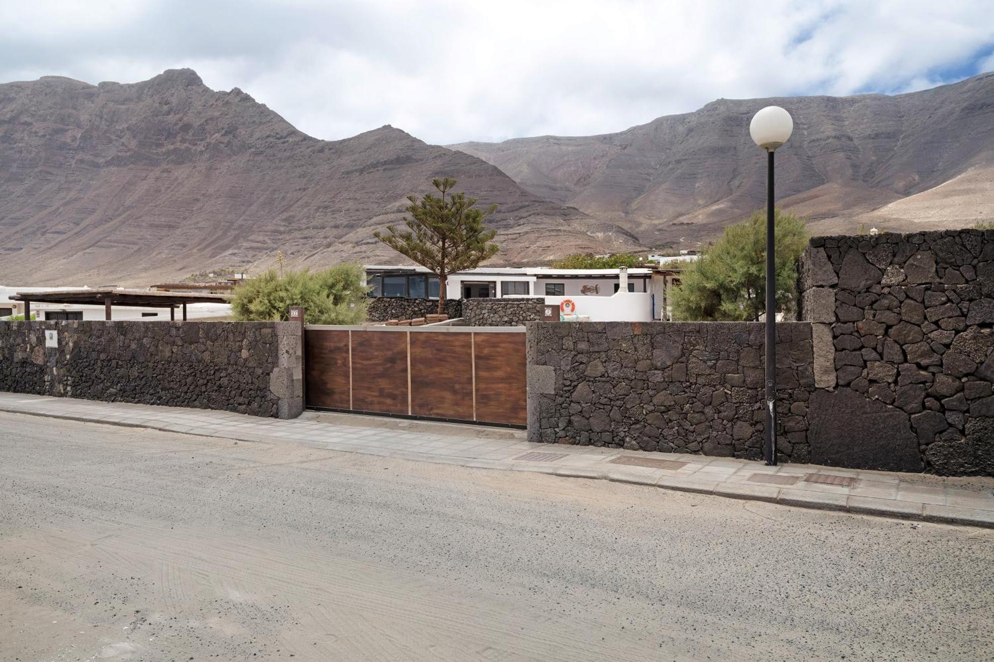 Bungalow Famara, Lanzarote Buitenkant foto